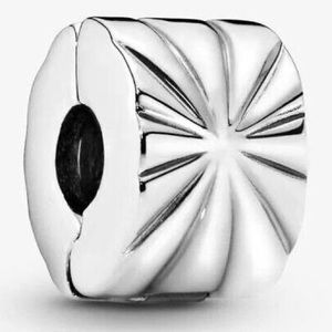 Pandora sunburst clip